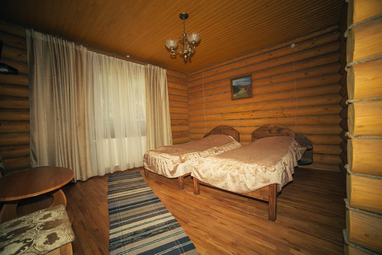 Sadyba Sribne Dzherelo Hotel Ilnytsya Ngoại thất bức ảnh